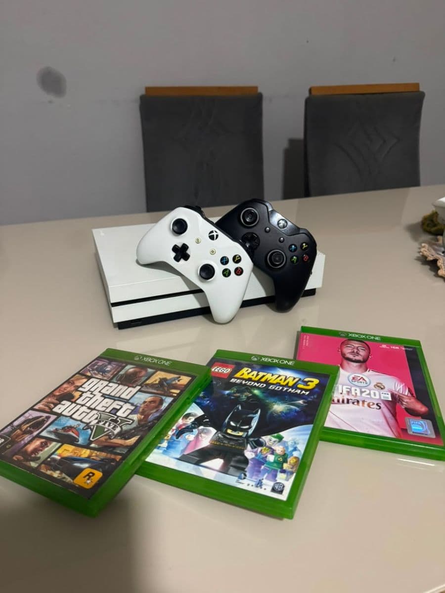 Xbox One S 1TB